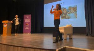 Maltepe’de okullarda artan şiddet konulu panel düzenlendi