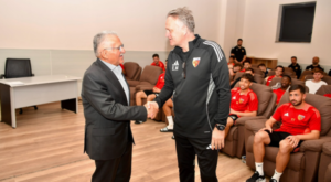 Başkan Büyükkılıç’tan Kayserispor’a destek