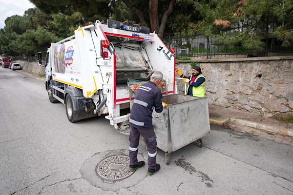 Maltepe’de yapay zeka destekli temizlik dönemi başladı