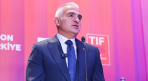 Ersoy’dan 23 Nisan’da sinema etkinliğine destek