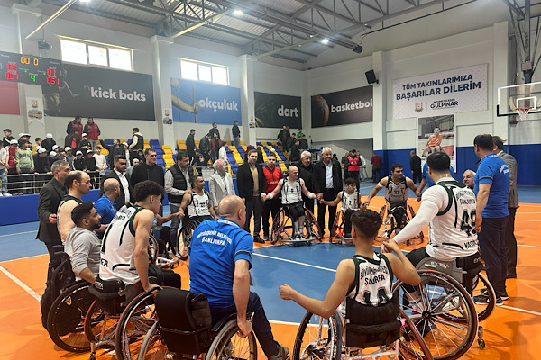 Şanlıurfa Büyükşehir Belediye Engelliler Spor Kulübü, kendi sahasında galip geldi Şanlıurfa Büyükşehir Belediye Engelliler Spor Kulübü, kendi sahasında galip geldi