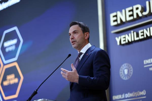 Bayraktar: Enerjide hedef tam bağımsızlık