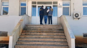 Tunceli’de toplam 30 yıl kesinleşmiş hapis cezası bulunan 2 şahıs yakalandı
