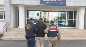 Şanlıurfa’da kasten öldürme suçundan aranan 2 şahıs yakalandı