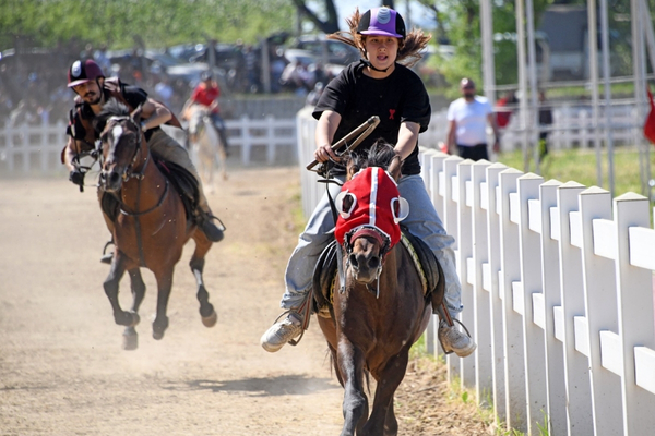 Osmangazi’de rahvan at yarışları düzenlendi