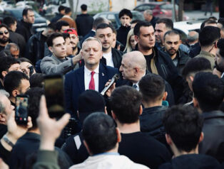 Zafer Partisi Genel Başkanı Özdağ, Görükle’de gençlerle bir araya geldi