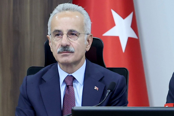 Uraloğlu: 5G artık bir lüks teknoloji değil, sanayimizin geleceğidir