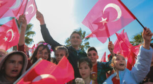 Aliağa’da 23 Nisan ve TBMM’nin 106. yıl dönümü kutlandı