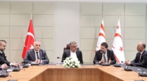 Hatay heyetinden KKTC Cumhurbaşkanı Erhürman’a ziyaret