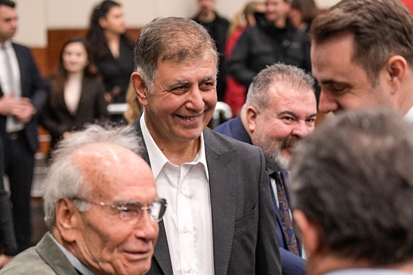 Başkan Tugay: Kamu reformu, sorunların çözülmesi için şart Başkan Tugay: Kamu reformu, sorunların çözülmesi için şart