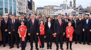 Aslan: Cumhuriyetimiz güvende, geleceğimiz aydınlık