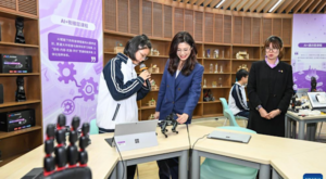 KMT Partisi Genel Başkanı Cheng, Beijing’de yapay zeka alanındaki gelişmeleri inceledi