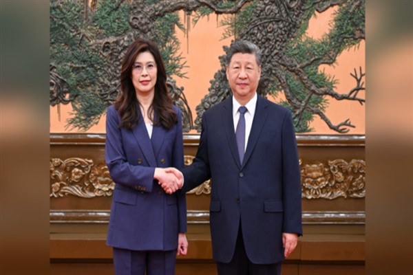 Xi Jinping, KMT Genel Başkanı Cheng Li-wun ile görüştü Xi Jinping, KMT Genel Başkanı Cheng Li-wun ile görüştü