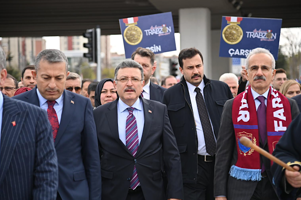 Başkan Genç: Bu kadim şehrin mirasına sahip çıkıyor, geleceğini inşa ediyoruz Başkan Genç: Bu kadim şehrin mirasına sahip çıkıyor, geleceğini inşa ediyoruz