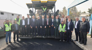 Siirt’te asfalt çalışmaları Küçük Sanayi Sitesi’nden başladı