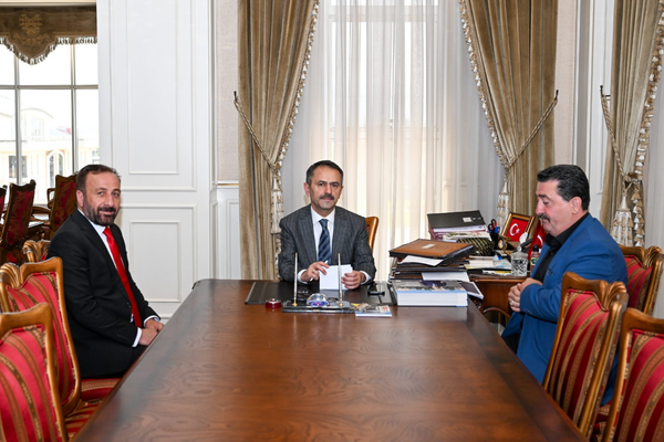 Erzurumlular Derneği’nden Vali Aktaş’a ziyaret