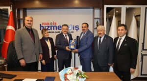 Başkan Genç, Hizmet-İş Sendikası’nı ziyaret etti