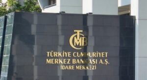 Yenileme- Merkez Bankası politika faizini yüzde 37’de sabit tuttu