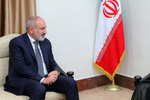 Paşinyan: Ermenistan, çatışmalara son verme kararını memnuniyetle karşılamaktadır Paşinyan: Ermenistan, çatışmalara son verme kararını memnuniyetle karşılamaktadır