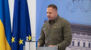 Yermak, Eski Avrupa Konseyi Başkanı Michel ile görüştü