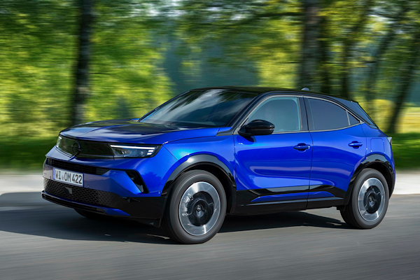 Opel, Nisan ayında binek ve ticari araçlarda 0 faizli kredi fırsatları sunuyor