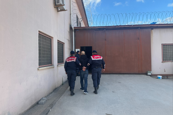 Kocaeli’nde 18 yıl hapis cezasıyla aranan şahıs yakalandı