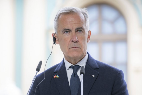 Kanada Başbakanı Carney, havacılık çalışanlarıyla görüştü