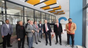 Vali Kızılkaya, Siirt’te kütüphane inşaatını inceledi