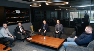 Vali Aktaş, Güzide Gebzespor Kulübü Başkanı Öztürk’ü ziyaret etti