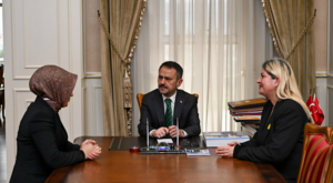 Gölcük Otizm Derneği’nden Vali Aktaş’a ziyaret