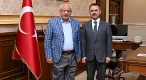 Eski Meclis üyesi Aksoy’dan Vali Aktaş’a ziyaret