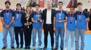 Hatay’da voleybol heyecanı kupa töreniyle noktalandı