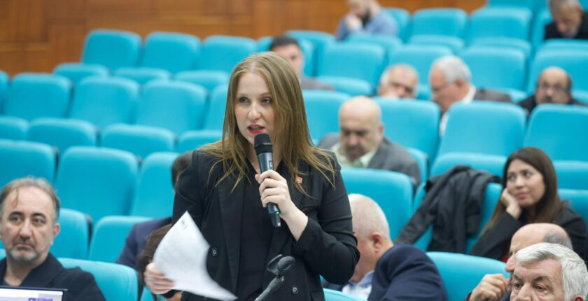 Konak Meclisi’nden ruhsat ücretlerine yeni düzenleme