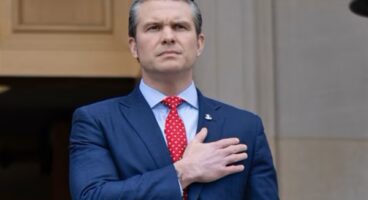 Hegseth: DDG 121 ve DDG 112 Hürmüz Boğazı’ndan geçti