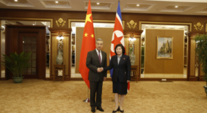 Çin ve Kuzey Kore dışişleri bakanları bir araya geldi