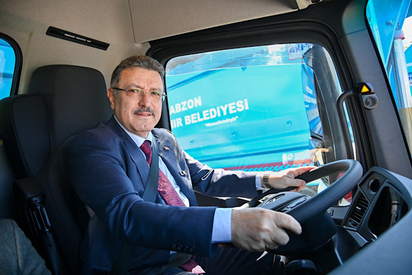 Başkan Genç: Amacımız vatandaşlarımıza daha hızlı ve kaliteli hizmet sunmak Başkan Genç: Amacımız vatandaşlarımıza daha hızlı ve kaliteli hizmet sunmak