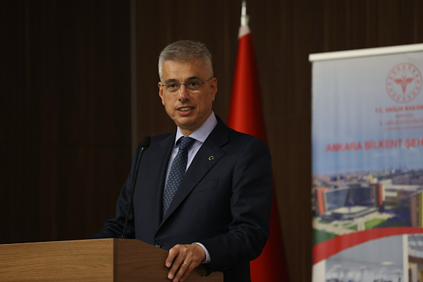 Memişoğlu, 31.Ulusal Fiziksel Tıp ve Rehabilitasyon Kongresi’ne katıldı Memişoğlu, 31.Ulusal Fiziksel Tıp ve Rehabilitasyon Kongresi’ne katıldı