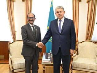 Kazakistan Dışişleri Bakanı Kosherbayev, UNDRR Başkanı Kishore ile görüştü