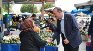Başkan Kotan, pazar yerinde vatandaş ve esnafla buluştu
