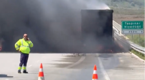 Bursa-İzmir Yolu’nda tır yangını