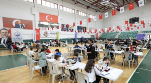 Derince’de 5. Geleneksel Satranç Turnuvası düzenlendi