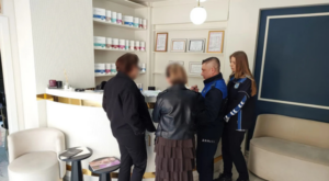 Zabıta güzellik salonlarına denetim gerçekleştirdi