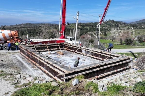 Büyükşehirden üreticiye modern sulama desteği Büyükşehirden üreticiye modern sulama desteği