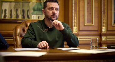 Zelenski: İran rejimi tarafından saldırı altında olan ülkelerle çalışmaya devam ediyoruz