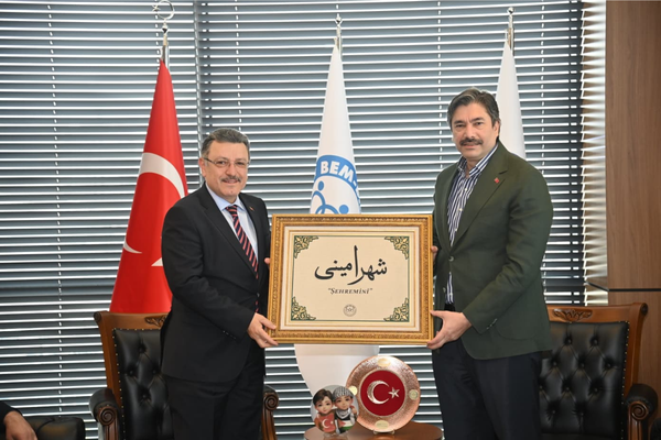 Genç: Trabzon’umuzu her alanda tanıtıyoruz