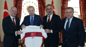 Cumhurbaşkanı Erdoğan, FIFA Başkanı Infantino’yu kabul etti