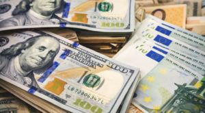 EUR/USD paritesinde aşağı yönlü eğilim sürüyor