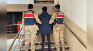 Şanlıurfa’da hırsızlık suçundan 12 yıl 6 ay cezası bulunan şahıs yakalandı