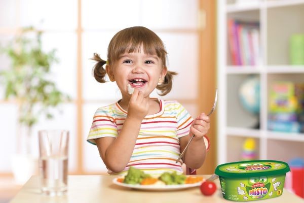 Çocuklar için üretiyor, sorumlulukla hareket ediyoruz