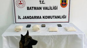 Batman’da 3 kilogram uyuşturucu hammaddesi ele geçirildi